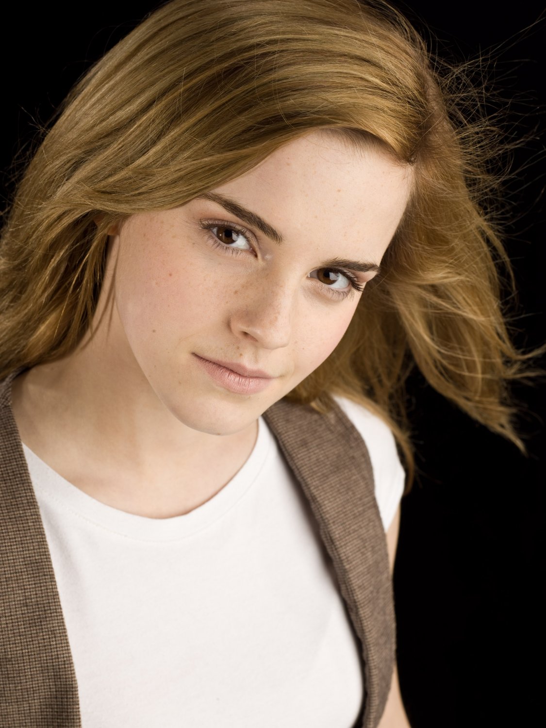 q57gXB7g Emma Watson cum folder 10.jpg